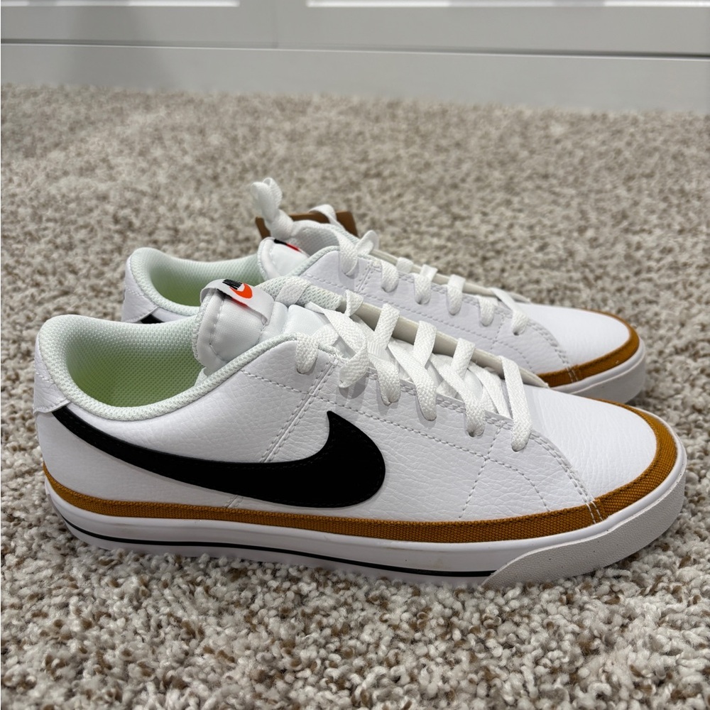 Nike Women’s Next Court Legacy Shoes